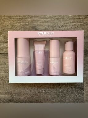 KYLIE SKIN Pink 4 Pc Skincare Travel Set